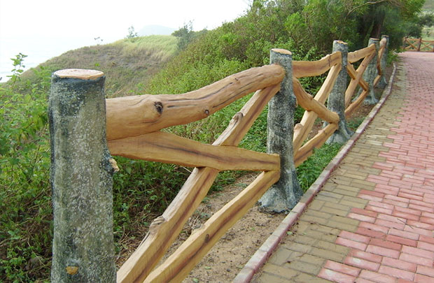 解決護(hù)欄的松動(dòng)的問(wèn)題